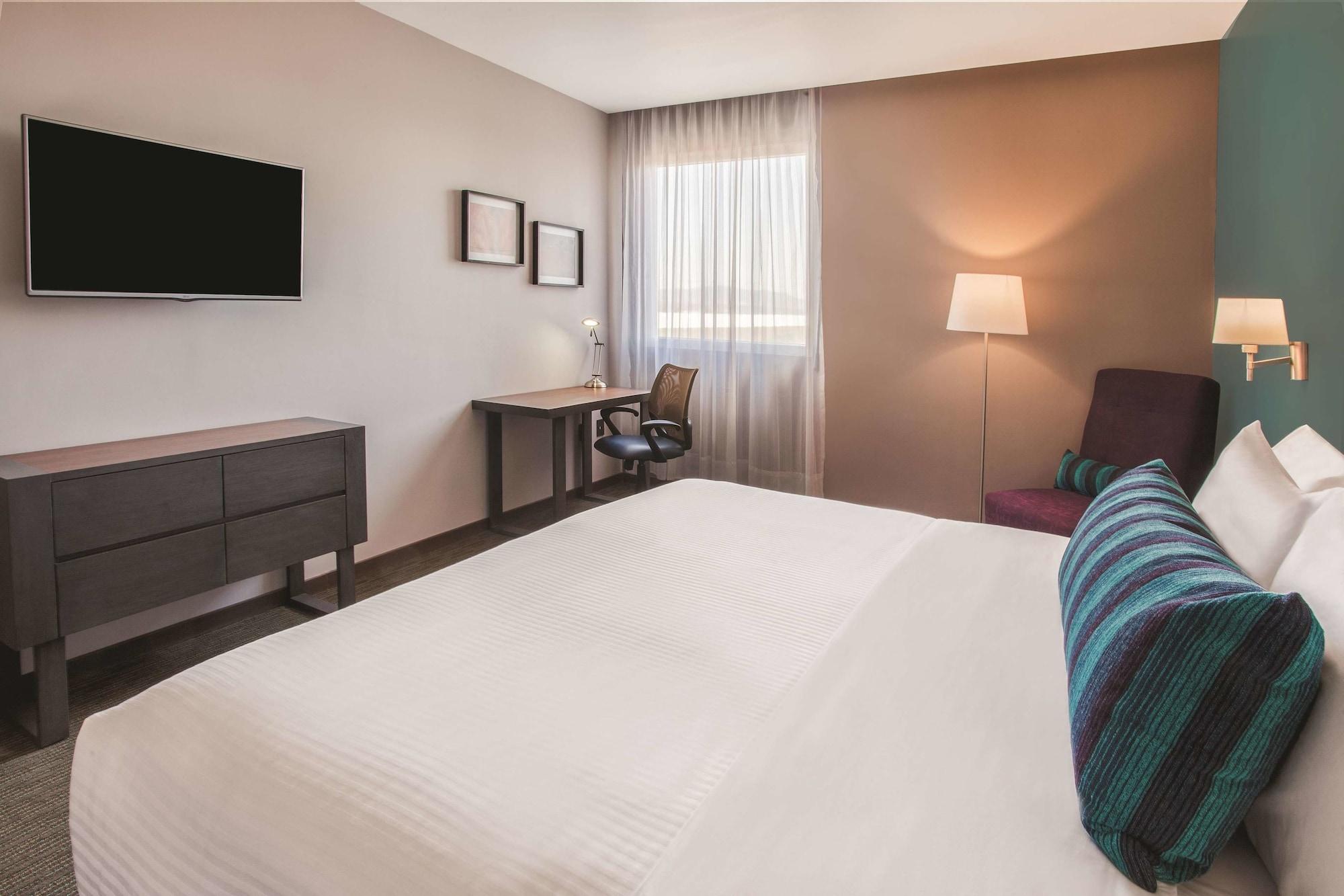 מלון La Quinta By Wyndham אגואסקליינטס מראה חיצוני תמונה